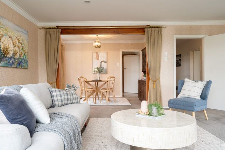 Photo of property in 1 Tainui Terrace, Tawa, Wellington, 5028