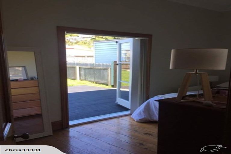 Photo of property in 15 Cruickshank Street, Kilbirnie, Wellington, 6022