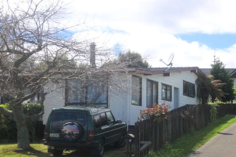 Photo of property in 6 Kensington Place, Richmond Heights, Taupo, 3330