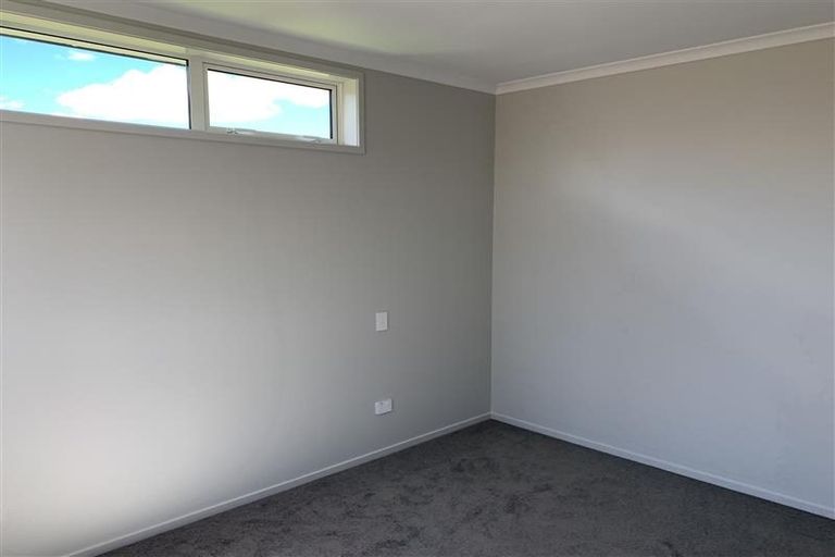 Photo of property in 10a Mcgreal Place, Weymouth, Auckland, 2103