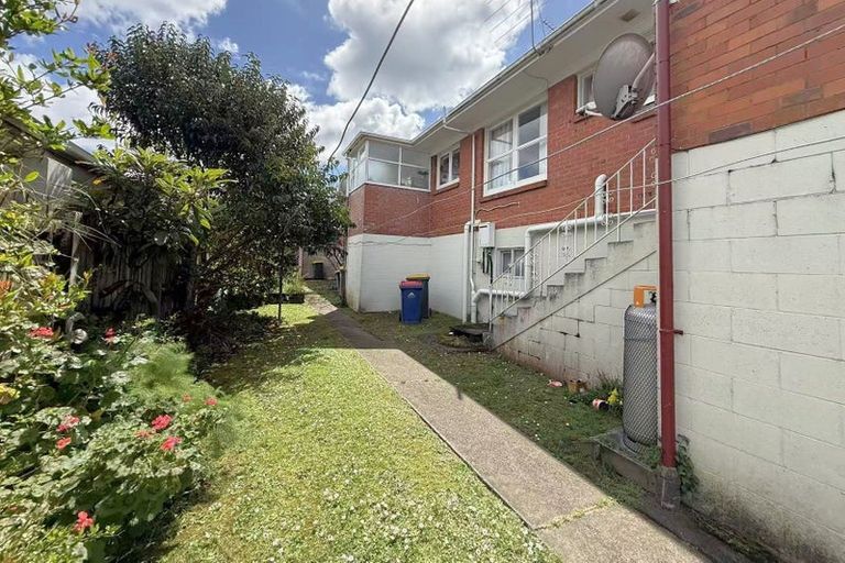 Photo of property in 1/41 Anzac Street, Takapuna, Auckland, 0622