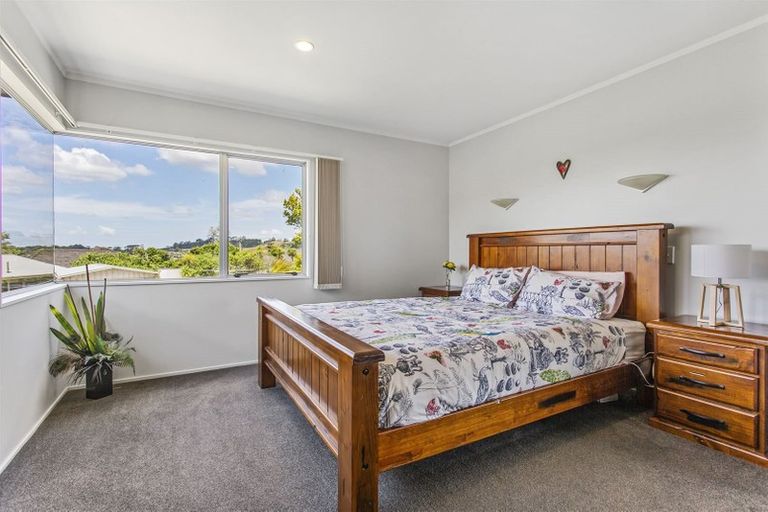 Photo of property in 2 Mabbett Lane, Waimauku, 0883