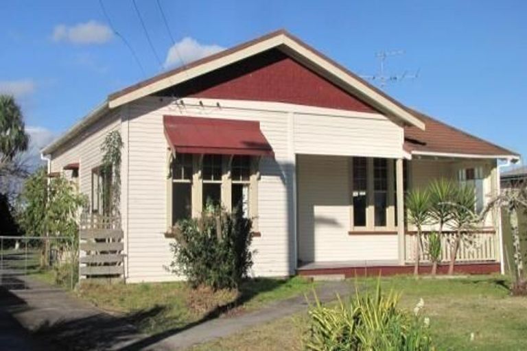 Photo of property in 54 Chalmers Road, Elgin, Gisborne, 4010