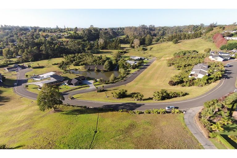 Photo of property in 10 Alderton Drive, Kerikeri, 0230
