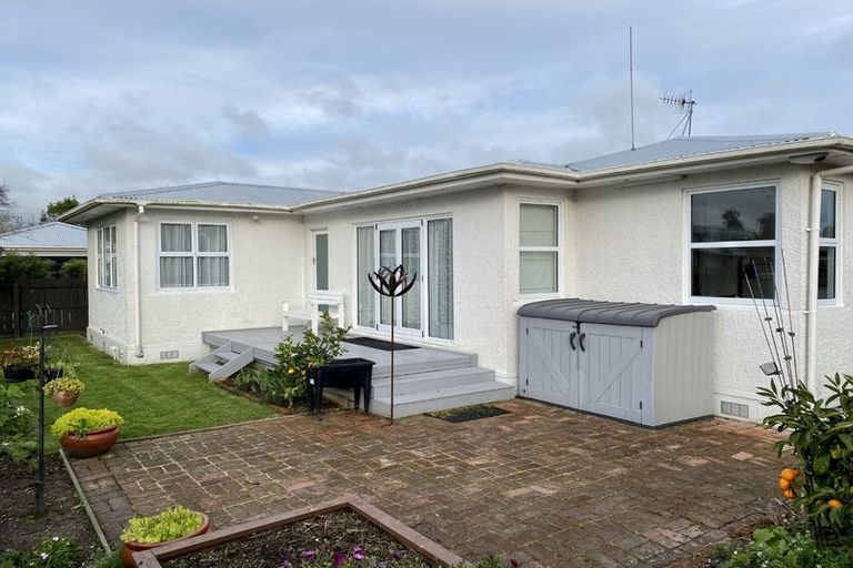 Photo of property in 68 Newcastle Street, Terrace End, Palmerston North, 4410