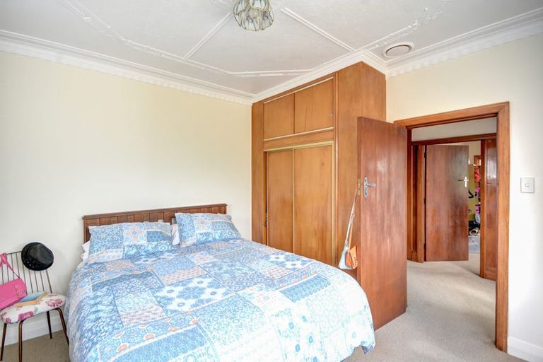 Photo of property in 19 Burns Street, Milton, 9220