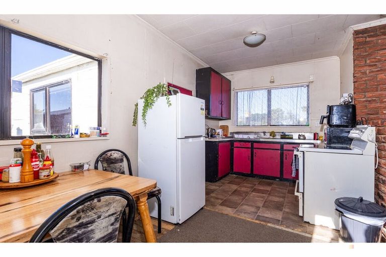 Photo of property in 104 King Street, Pareora, 7912