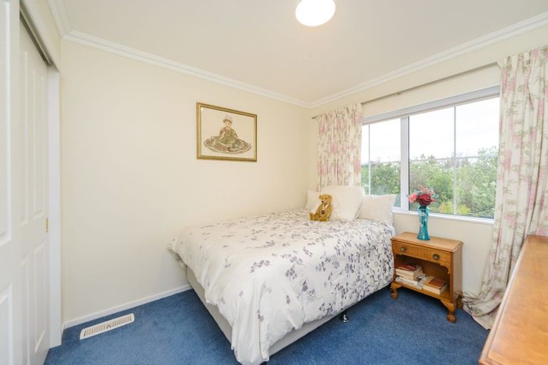 Photo of property in 22 Greenwood Place, Fitzherbert, Palmerston North, 4410