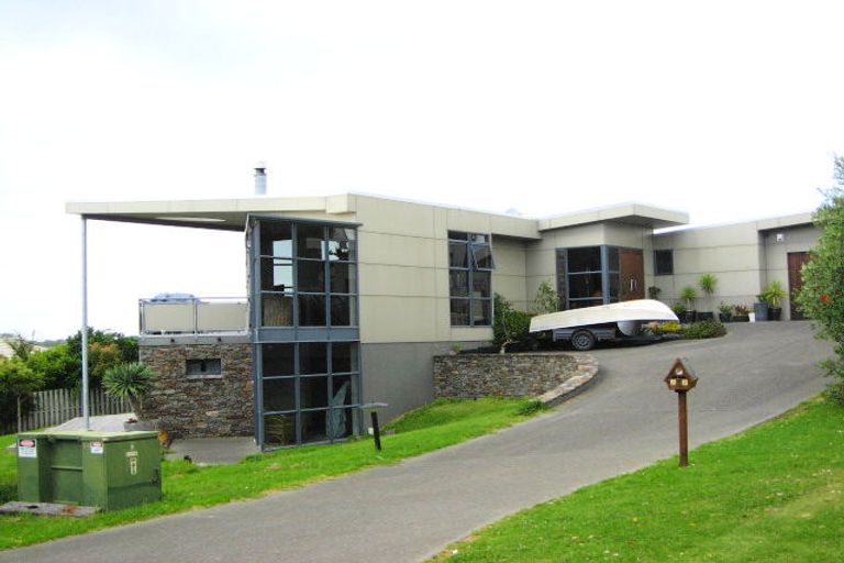 Photo of property in 3 Farnell Place, Gulf Harbour, Whangaparaoa, 0930