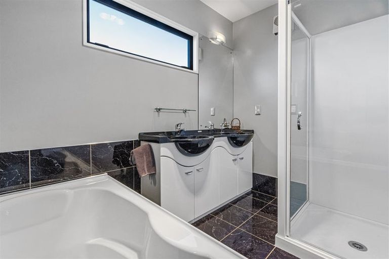 Photo of property in 39 O'connor Place, Burnside, Christchurch, 8053