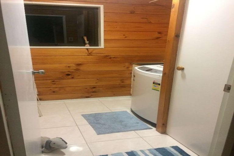 Photo of property in 6 Tatum Way, Johnsonville, Wellington, 6037