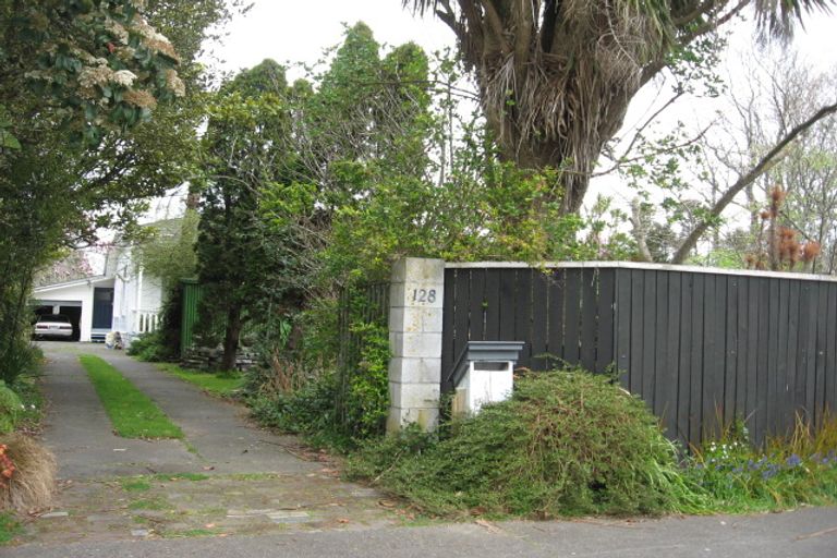 Photo of property in 128 Cook Street, West End, Palmerston North, 4410