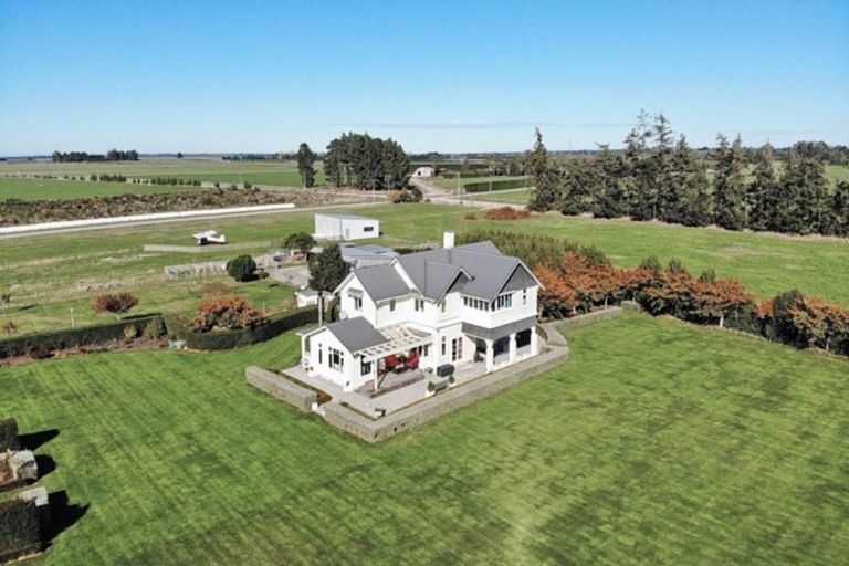 Photo of property in 864 Clintons Road, Charing Cross, Christchurch, 7671