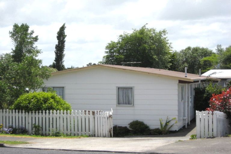 Photo of property in 1/150 Great South Road, Drury, 2113