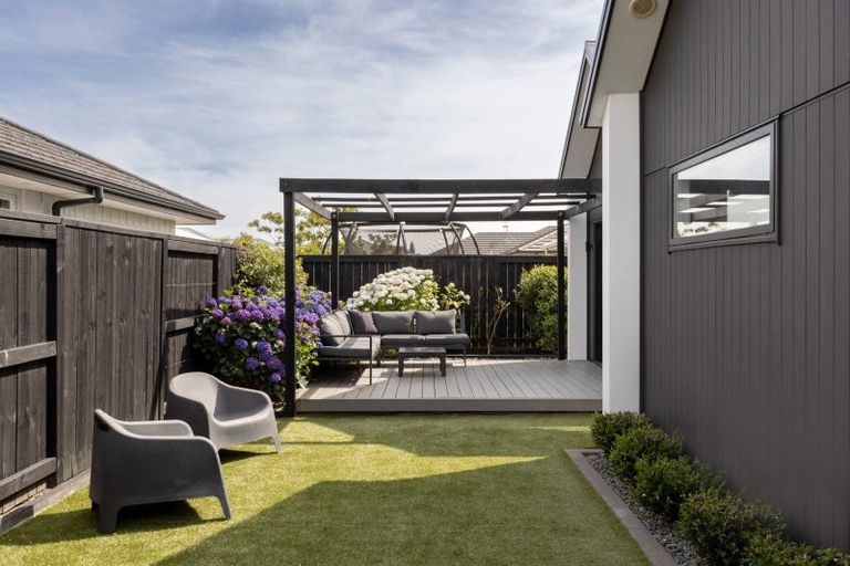 Photo of property in 1 Coolgardie Close, Papamoa, 3118