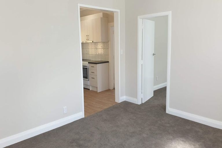 Photo of property in 76 Para Street, Miramar, Wellington, 6022