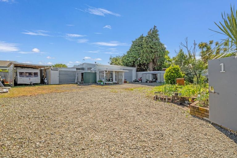 Photo of property in 1 Richardson Street, Woodville, 4920