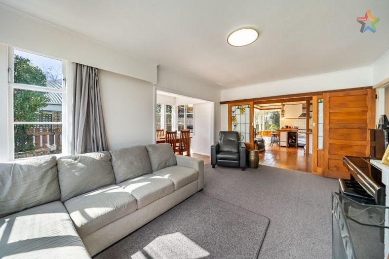 Photo of property in 1/1250 High Street, Taita, Lower Hutt, 5011