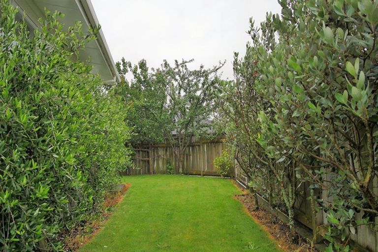 Photo of property in 104 Atawhai Road, Fitzherbert, Palmerston North, 4410