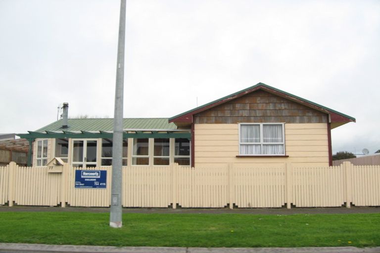 Photo of property in 77 Hume Street, Waitara, 4320