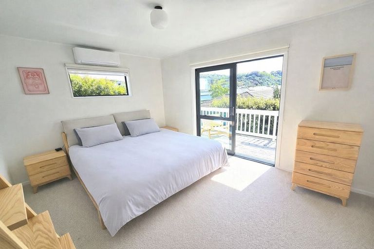 Photo of property in 18 Kahurangi Place, Snells Beach, 0920