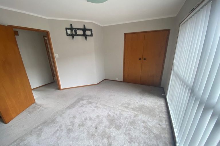 Photo of property in 2/51 Landscape Road, Papatoetoe, Auckland, 2025