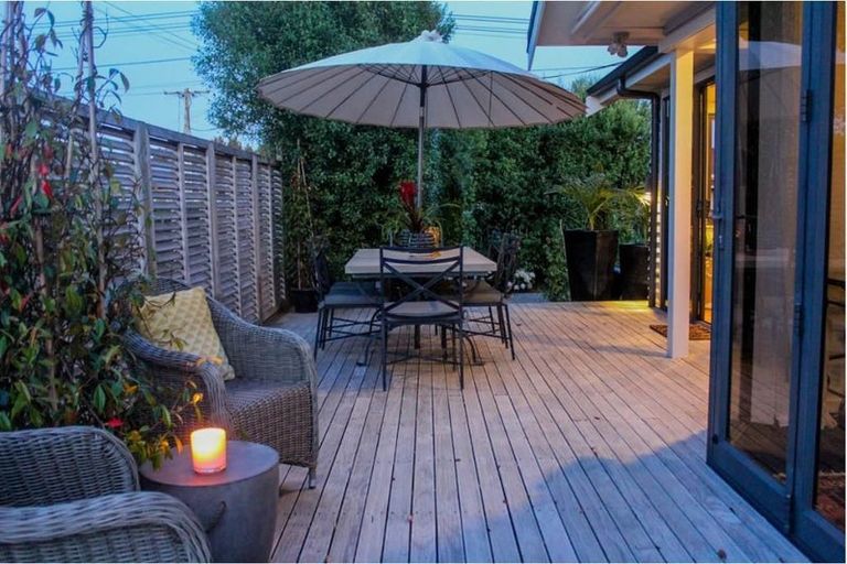 Photo of property in 84 Brooklands Road, Brooklands, New Plymouth, 4310