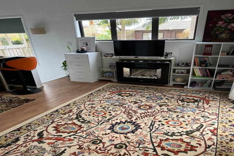 Photo of property in 21 Cochrane Avenue, Arkles Bay, Whangaparaoa, 0932