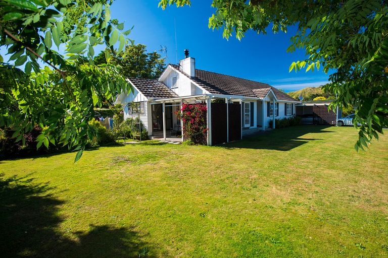Photo of property in 108 Rutene Road, Kaiti, Gisborne, 4010