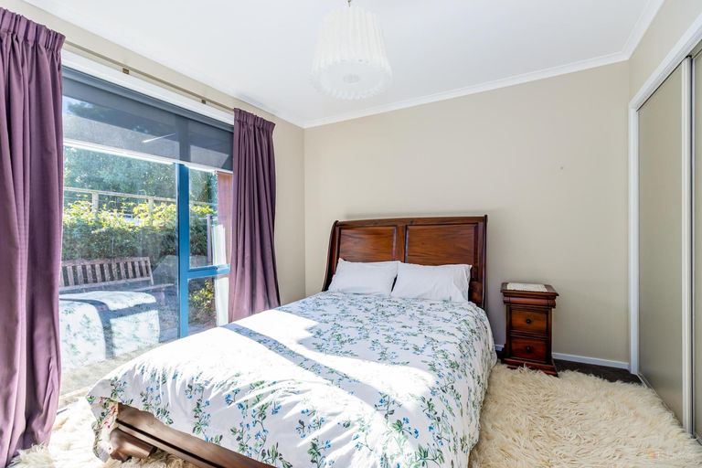 Photo of property in 1 Eric Batchelor Place, Waimate, 7924