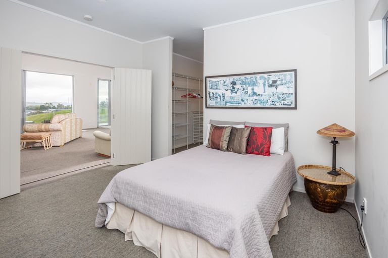 Photo of property in 70 Hillside Heights Road, Huntly, 3771