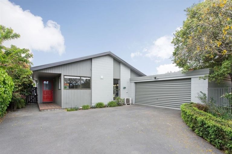 Photo of property in 19 Yellowstone Crescent, Burwood, Christchurch, 8083