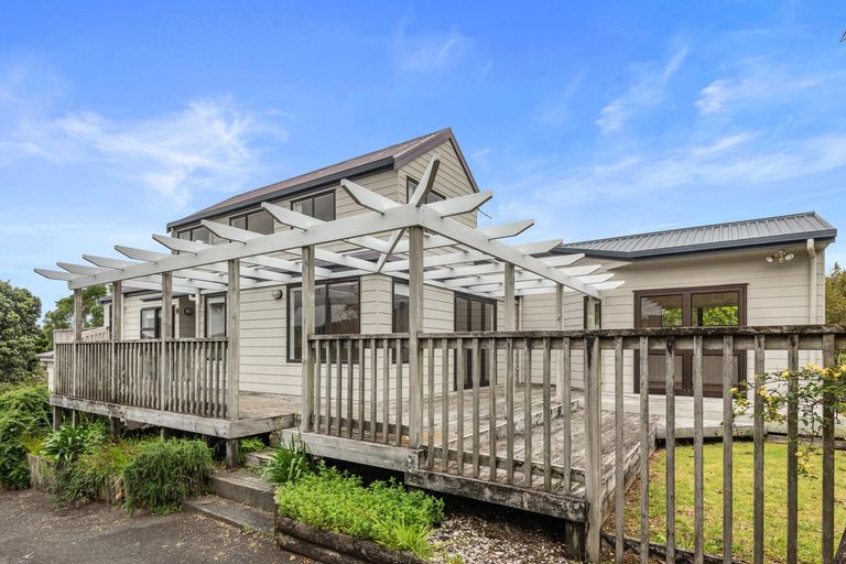 Photo of property in 51 George Point Road, Onerahi, Whangarei, 0110