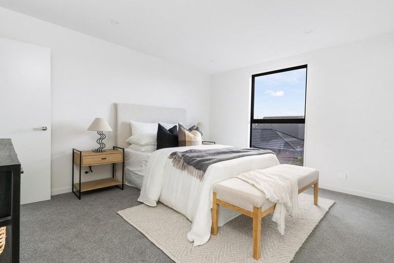 Photo of property in 3/27 Division Street, Riccarton, Christchurch, 8041