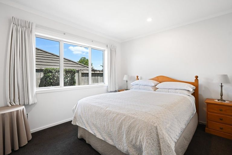 Photo of property in 16 Longbow Terrace, Flagstaff, Hamilton, 3210