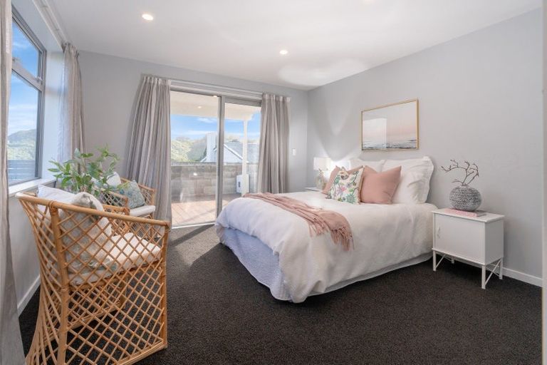 Photo of property in 93a Nevay Road, Miramar, Wellington, 6022