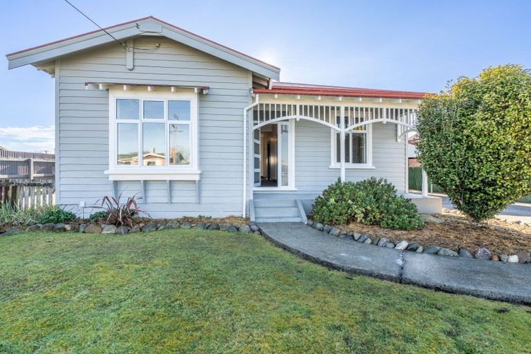 Photo of property in 38 Queen Street, Winton, 9720