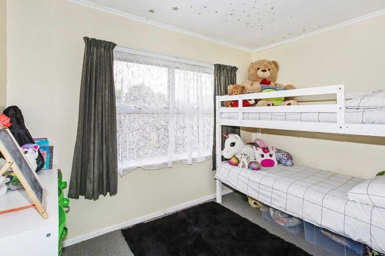 Photo of property in 1/22 Cosgrave Road, Papakura, 2110