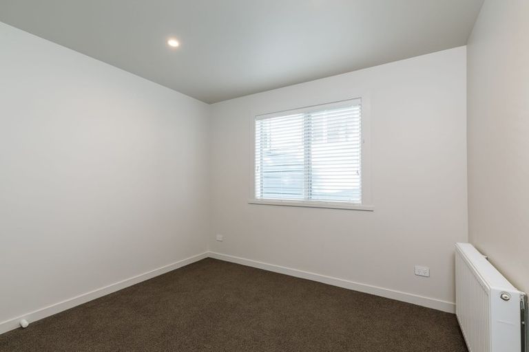 Photo of property in 12a Rarangi Way, Owhiro Bay, Wellington, 6023