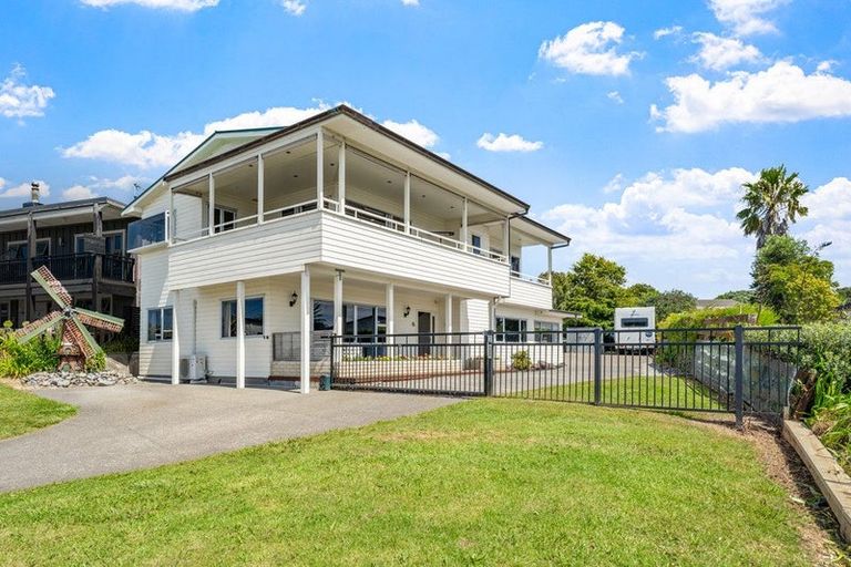 Photo of property in 12 Rishworth Avenue, Stanmore Bay, Whangaparaoa, 0932