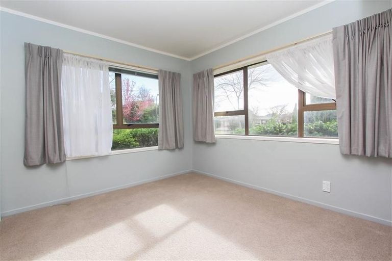 Photo of property in 39 Chedworth Avenue, Chedworth, Hamilton, 3210