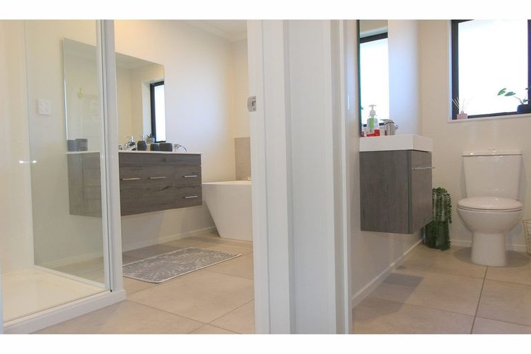 Photo of property in 2 Caproni Road, Burleigh, Blenheim, 7201