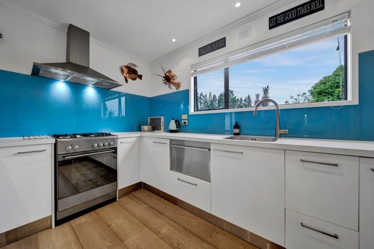 Photo of property in 554 Mountain Road, Lepperton, New Plymouth, 4373