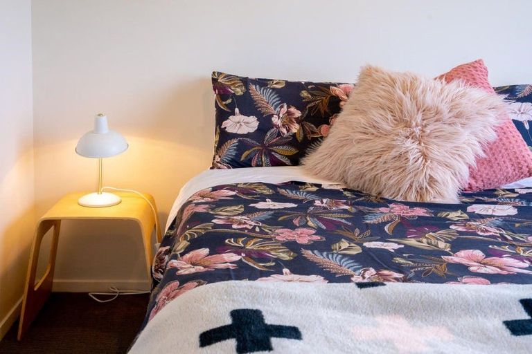 Photo of property in 6 Ironsands, Waverley, 4591