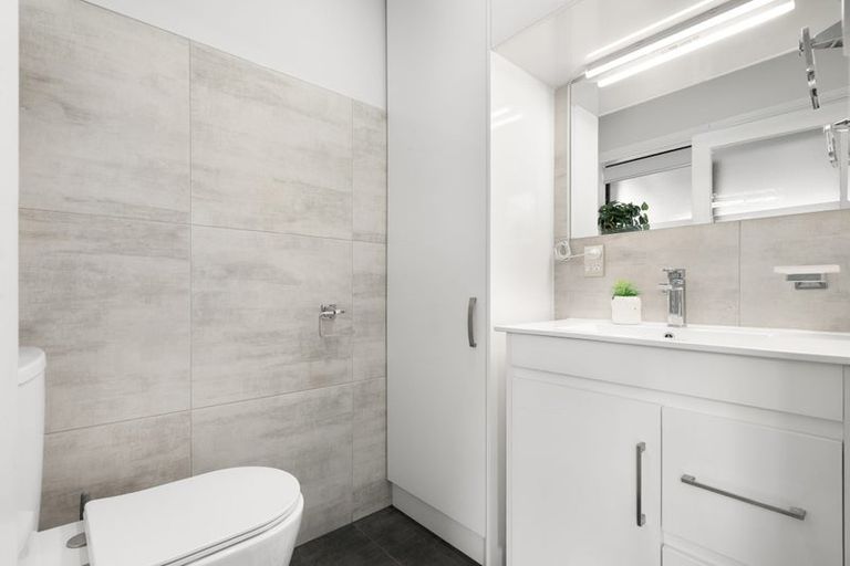 Photo of property in 15 Collie Street, Hillpark, Auckland, 2102