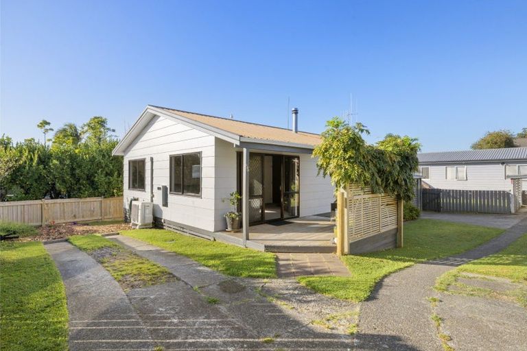 Photo of property in 2/56 Heron Avenue East, Matua, Tauranga, 3110