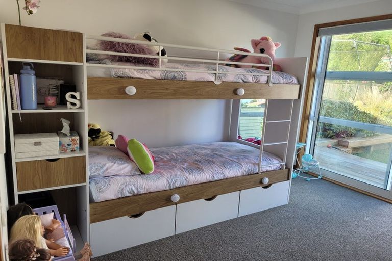 Photo of property in 4 Chorley Grove, Churton Park, Wellington, 6037