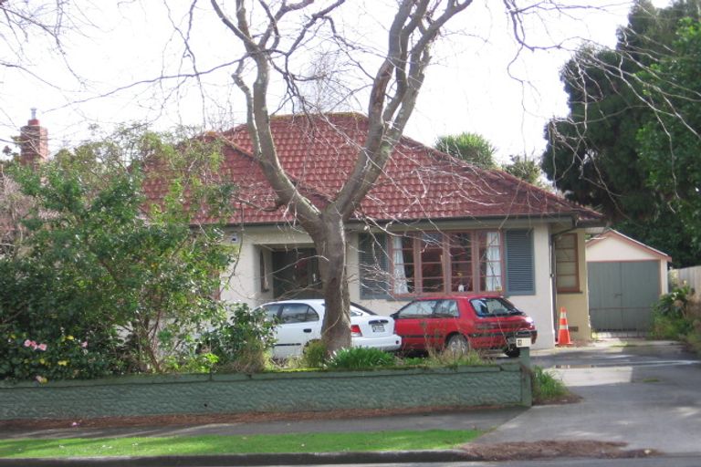 Photo of property in 211 Park Road, Hokowhitu, Palmerston North, 4410