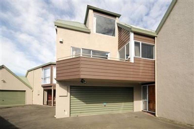 Photo of property in 4/27 Maxwell Street, Riccarton, Christchurch, 8041