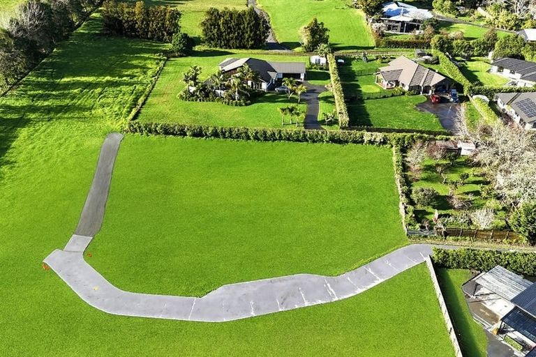 Photo of property in 15 Sands Road, Glenbervie, 0173